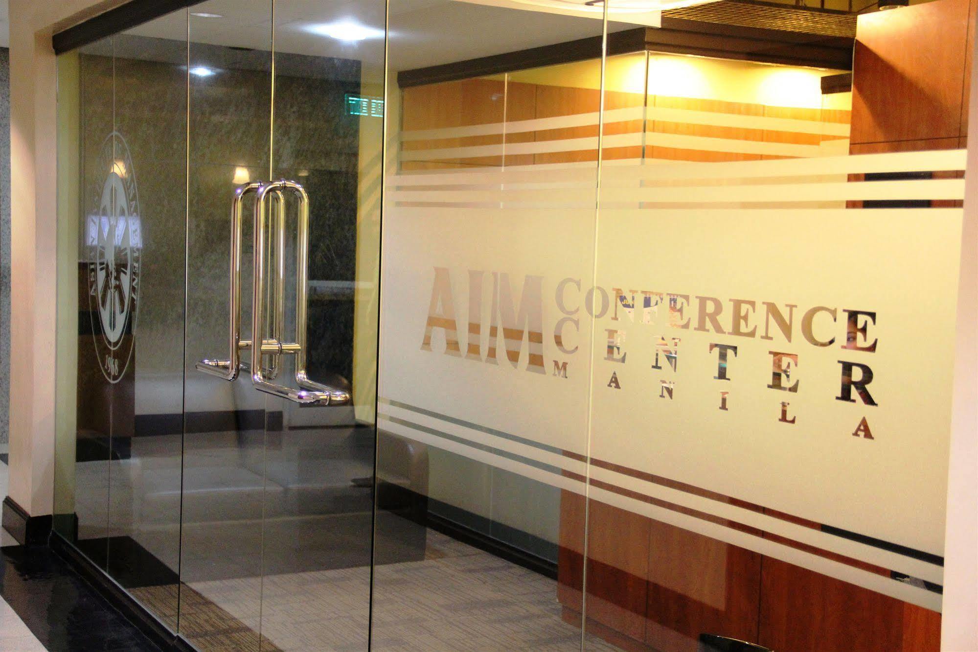 Aim Conference Center Hotel Makati City Kültér fotó